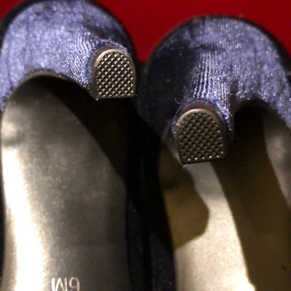 Shoes - Picture 7 of 7